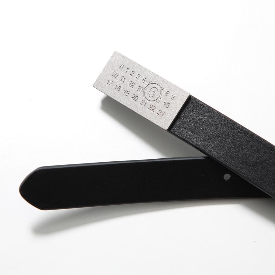 MM6 メゾンマルジェラ ロゴプレート付細ベルト MM6 Maison Margiela MINI PLAQUE ベルト MM6 Maison Margiela MINI