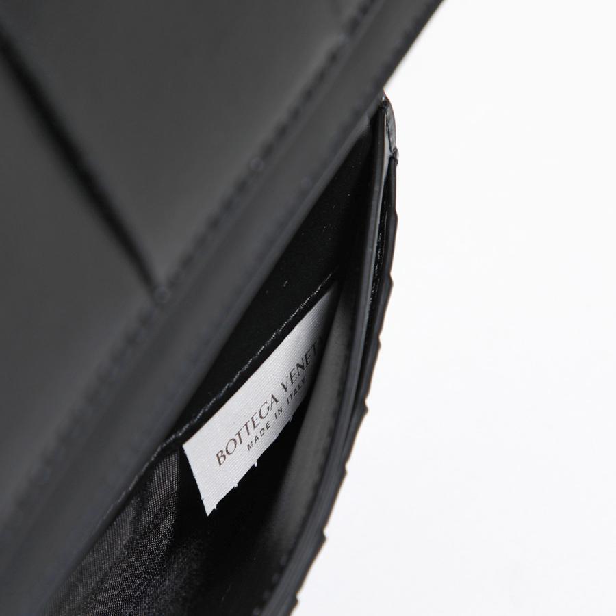 BOTTEGA VENETA（ボッテガ・ヴェネタ） 二つ折り長財布 749463 VBWD2