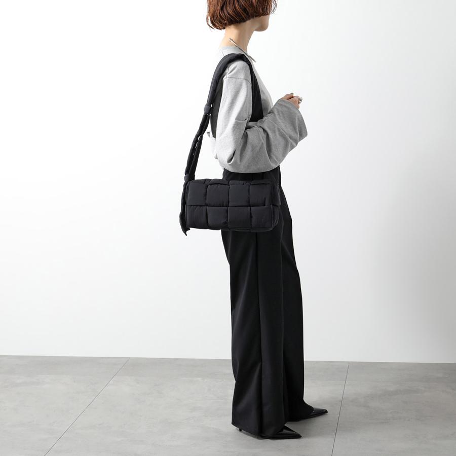 BOTTEGA VENETA（ボッテガ・ヴェネタ） ショルダーバッグ MEDIUM