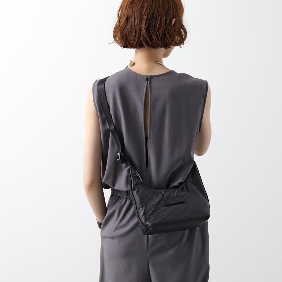 MM6 エムエムシックス メゾンマルジェラ ショルダーバッグ SB5ZI0011