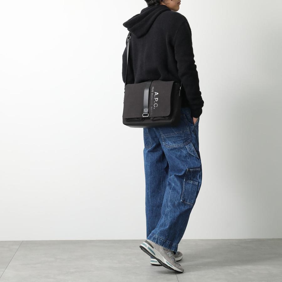 A.P.C.（アーペーセー） APC A.P.C. ショルダーバッグ besace sense