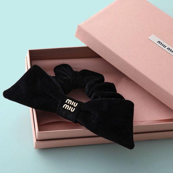miu miu（ミュウミュウ） シュシュ 5IF181 068 レディース ベルベット