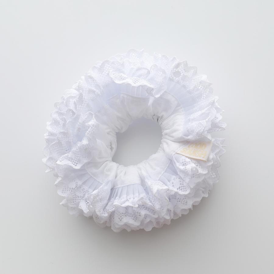 GOOD SQUISH グッド スクイッシュ シュシュ WEDDING ON A WEDS COLLECTION レディース フリル レース ヘアゴム ヘアアクセサリー カラー3色の画像