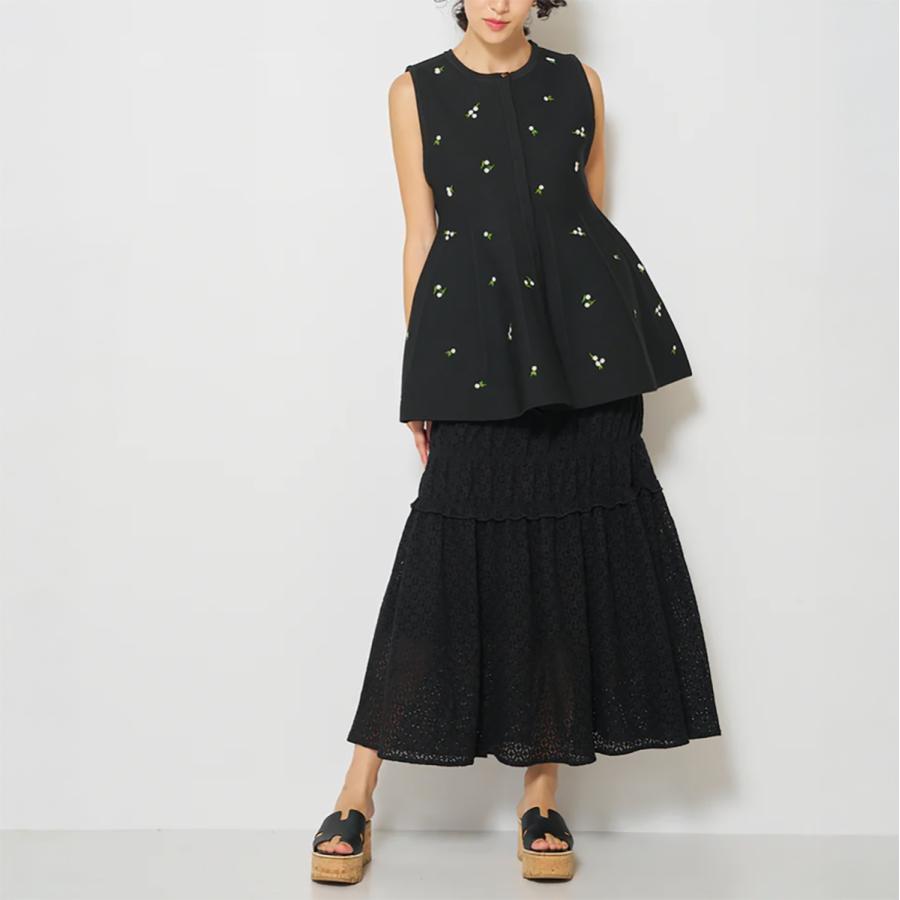 Mewl（ミュール） ベスト M251-95133 刺繍スポンジ トップス