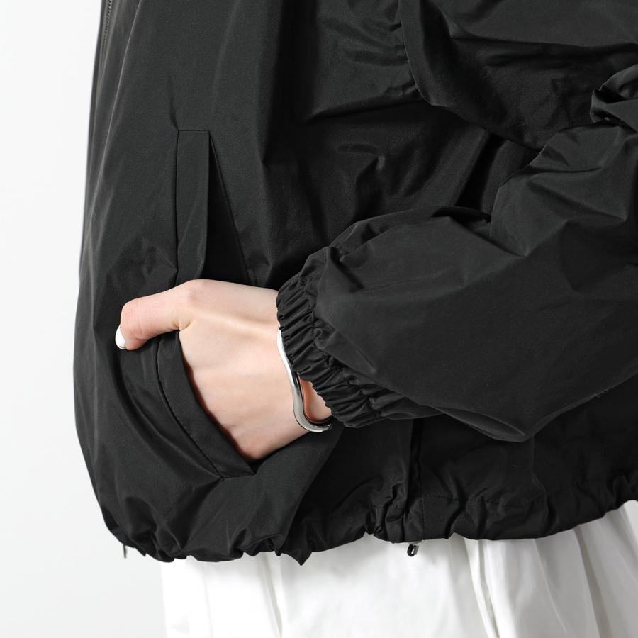 HERNO（ヘルノ） ブルゾン GIACCA CORTA NEW TECHNO TAFFETA GI000280D