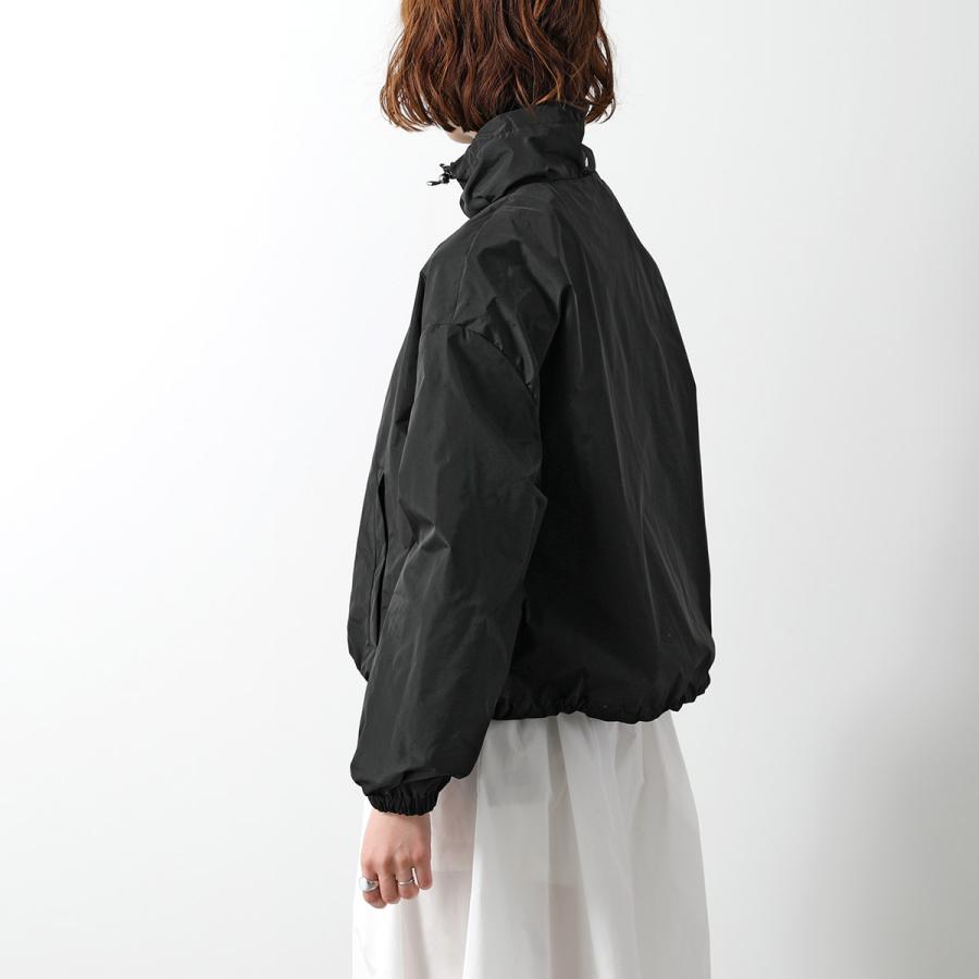 HERNO（ヘルノ） ブルゾン GIACCA CORTA NEW TECHNO TAFFETA GI000280D