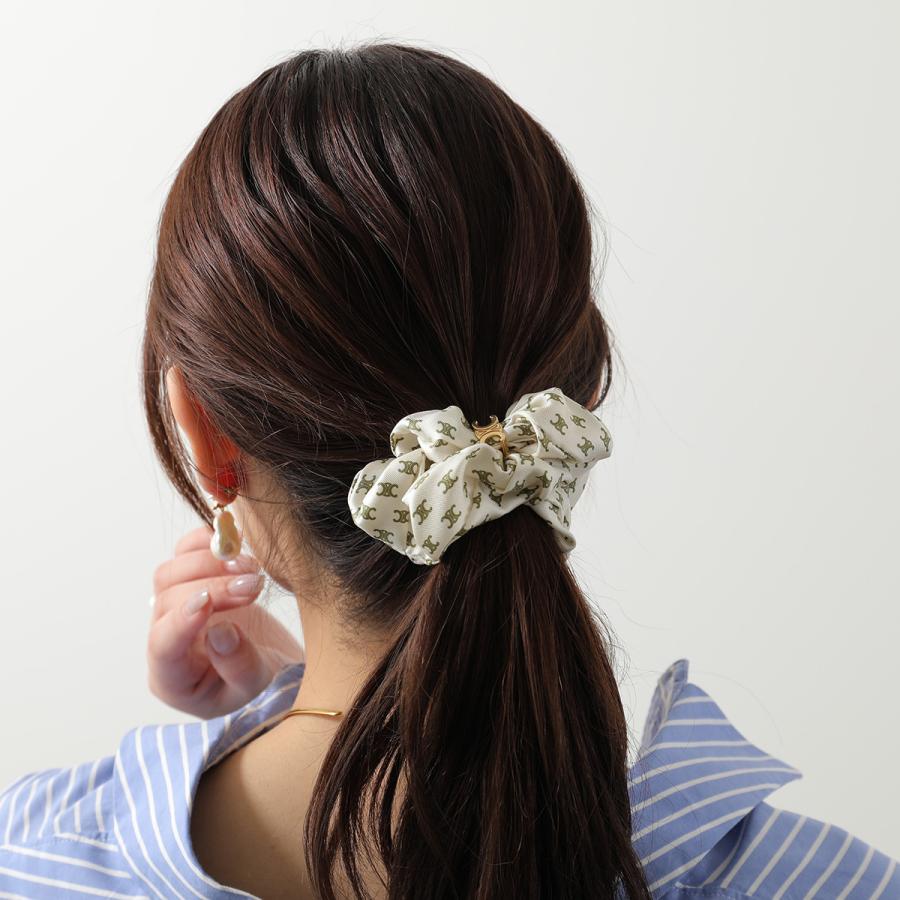 CELINE（セリーヌ） シュシュ Mini Triomphe Scrunchy 461DK2SIB.18LV