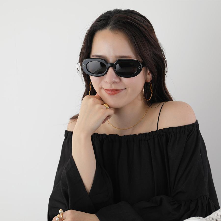 ✨極美品✨CELINE セリーヌ サングラス オーバル マカダム刻印 レディース CELINE セリーヌ サングラス CL40243I レディース ポリゴン型