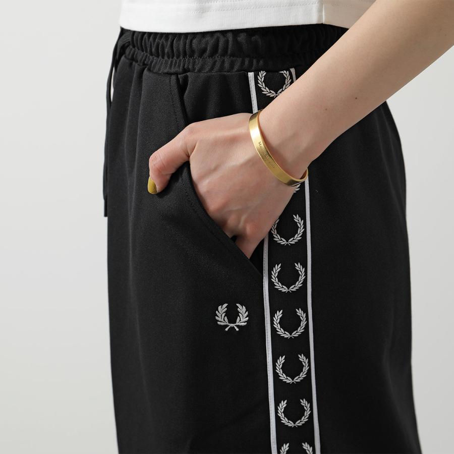 FRED PERRY（フレッドペリー） スカート TAPED TRACK SKIRT E9103
