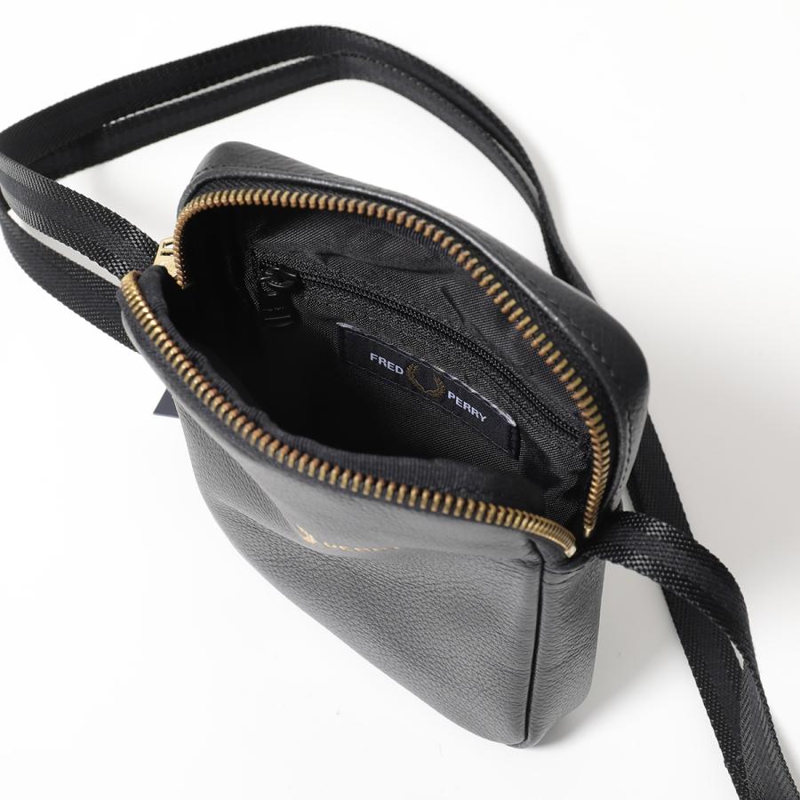 FRED PERRY（フレッドペリー） ショルダーバッグ TUMBLED LEATHER SIDE