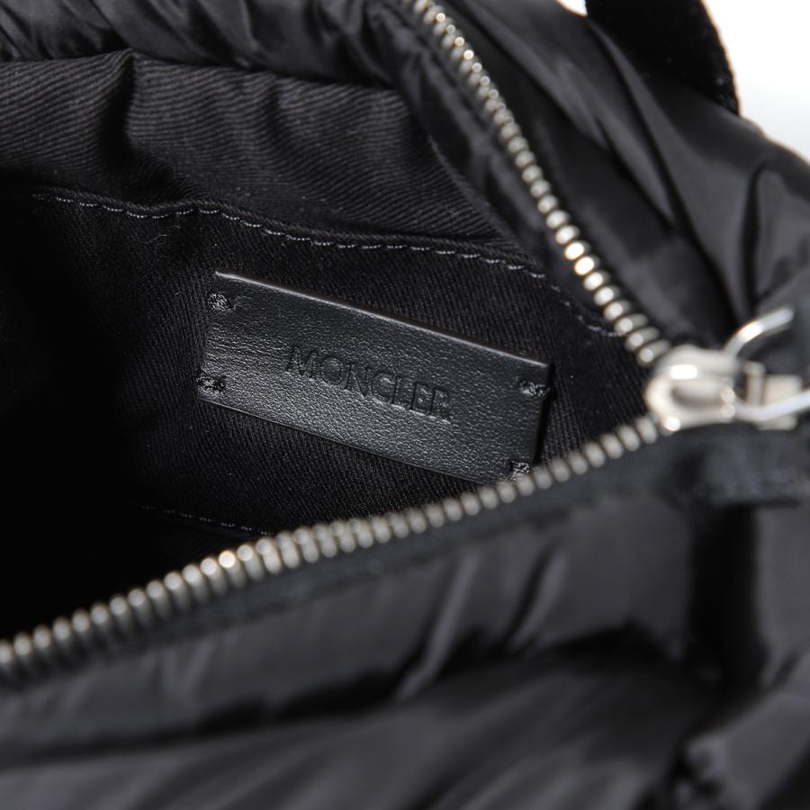 美品　MONCLER モンクレール ショルダーバッグ CLIMBPOUCH MONCLER - 美品 MONCLER モンクレール ショルダーバッグ CLIMBPOUCHの