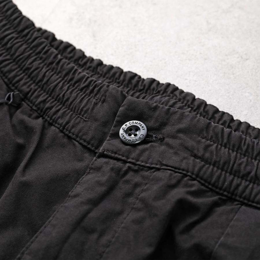 C.P.COMPANY シーピーカンパニー カーゴパンツ MICRO-REPS BOXY CARGO LENS PANTS 20CMPA126A 110325G メンズ コットン ガーメントダイ レンズ 999の画像