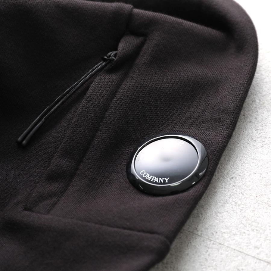 C.P. COMPANY（シーピーカンパニー） スウェットシャツ 18CMSS023A