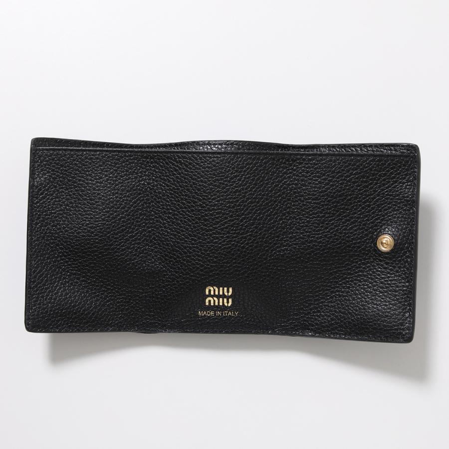 【極美品】miu miu 黒 レザー 三つ折り財布 miu miu（ミュウミュウ） 三つ折り財布 5MH021 ADT7 レディース ヴィッ