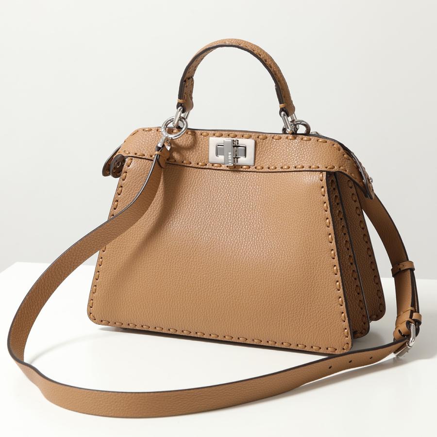 FENDI フェンディ ショルダーバッグ PEEKABOO ISeeU SMALL FENDI フェンディ ショルダーバッグ PEEKABOO ISeeU SMALL
