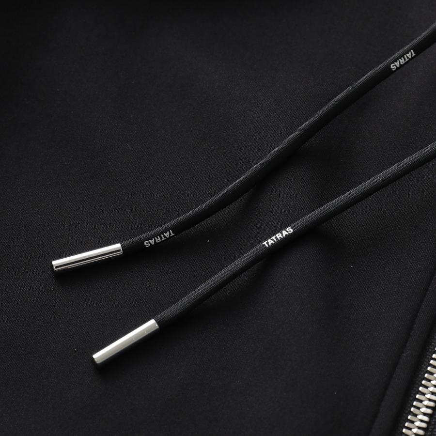 TATRAS タトラス パーカー BARBIO バルビオ MCKZ0405063588 メンズ ジップアップ フーディ ナイロン 長袖 ロゴパッチ カラー2色の画像