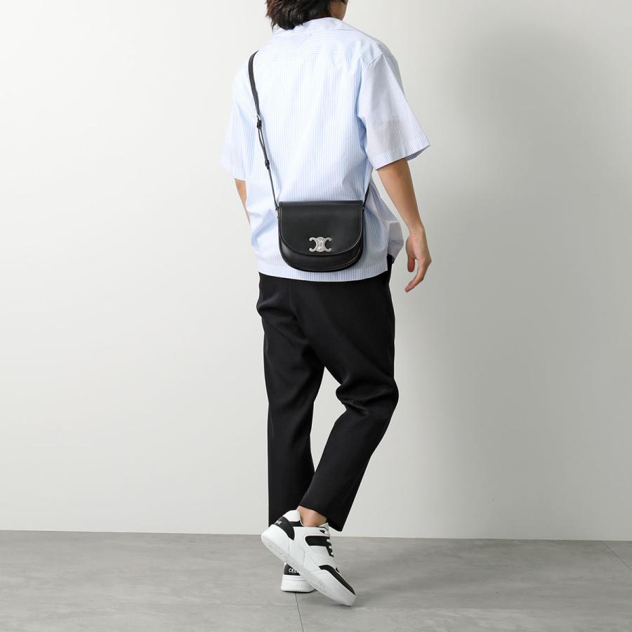 CELINE セリーヌ ミディアム ブザス トリオンフ ショルダーバッグ ブラック カーフスキン シルバー金具 CELINE（セリーヌ） ショルダーバッグ Medium Besace ミディアム