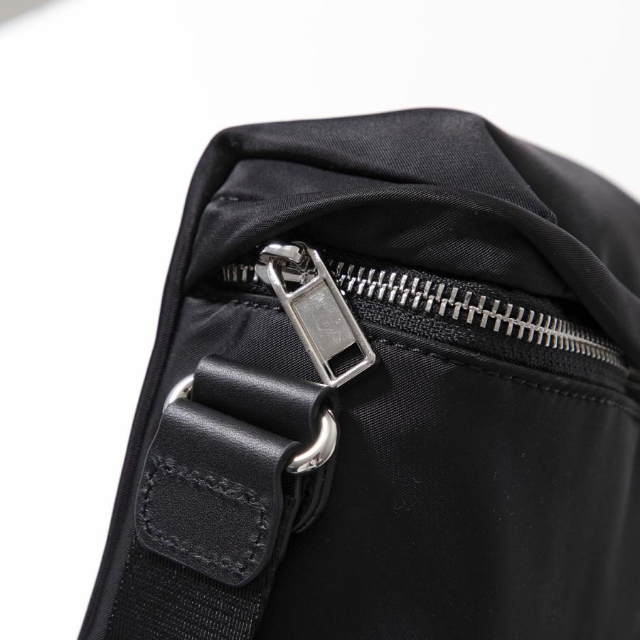 MM6 KIDS エムエムシックス メゾンマルジェラ キッズ ショルダーバッグ