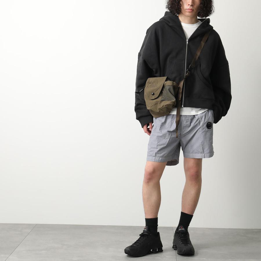 C.P. COMPANY（シーピーカンパニー） ショルダーバッグ PLAIN PAPER
