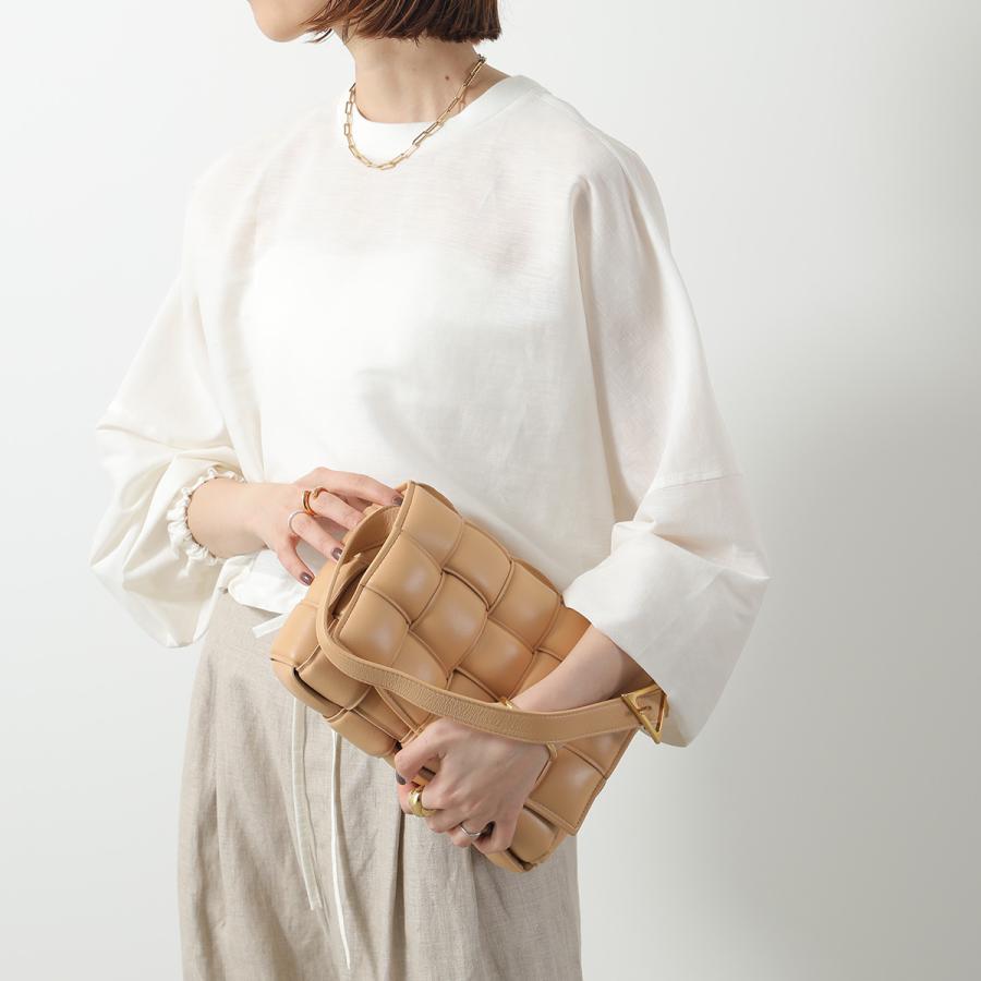BOTTEGA VENETA ボッテガヴェネタ ショルダーバッグ パデッド