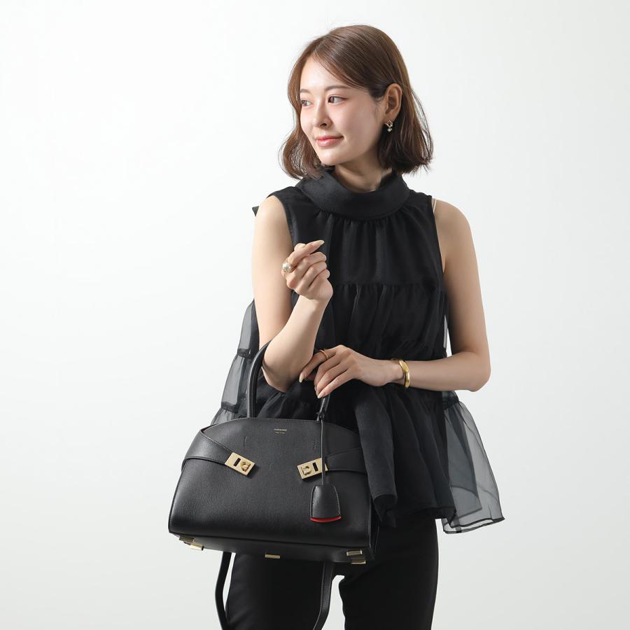 FERRAGAMO（フェラガモ） ハンドバッグ Hug S ハグ スモール SOFT