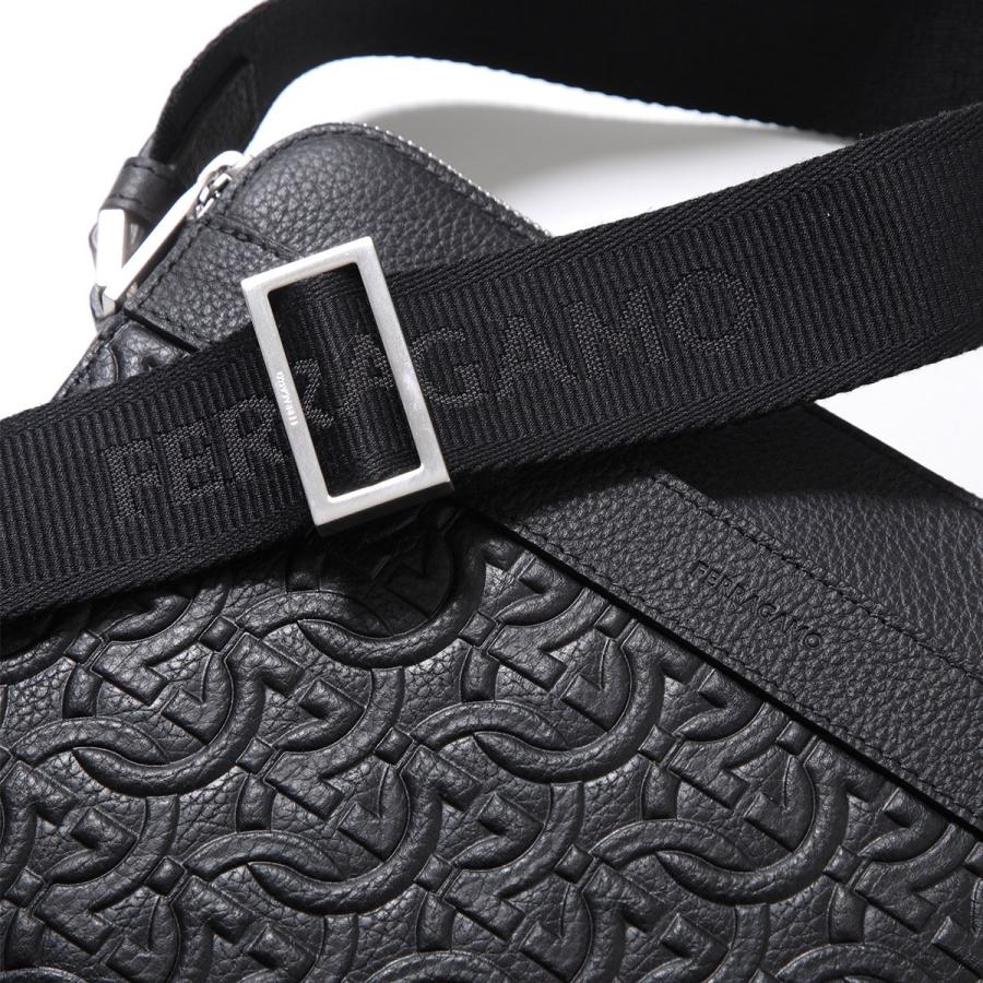 FERRAGAMO フェラガモ ショルダーバッグ TRAVEL EMBOSSED BLOCCO