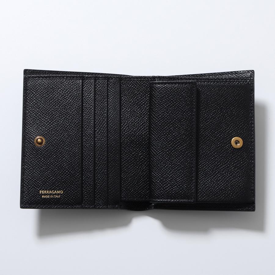 FERRAGAMO（フェラガモ） 二つ折り財布 THE GANCINI ガンチーニ 22D780