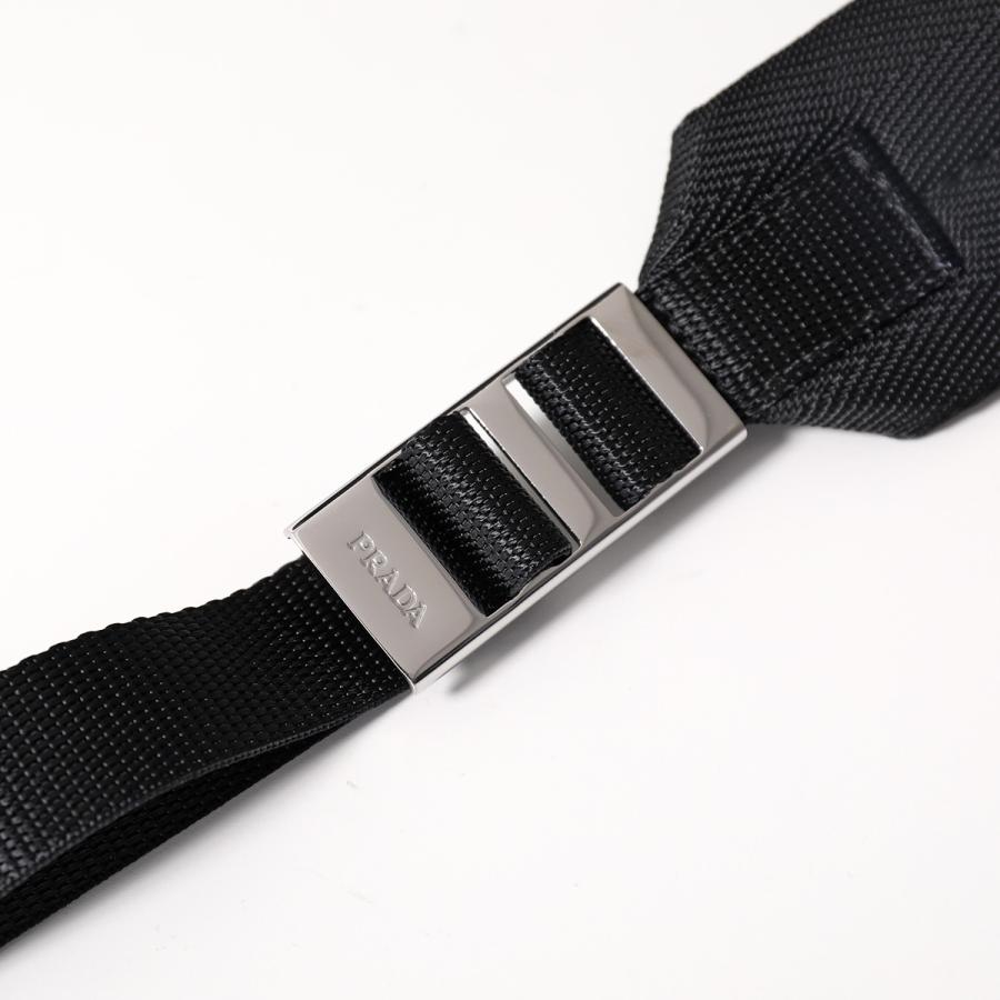 PRADA ブラックナイロン ストラップ PRADA プラダ RE-NYLON トライアングル ネック