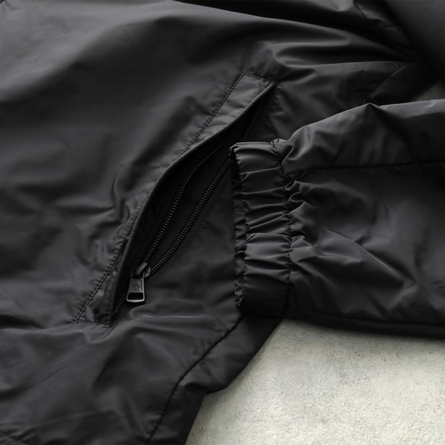 MONCLER ジャケット リバーシブル　モンクレール　ナイロン　スウェット MONCLER (モンクレール) リバーシブル ナイロン×ボア フード