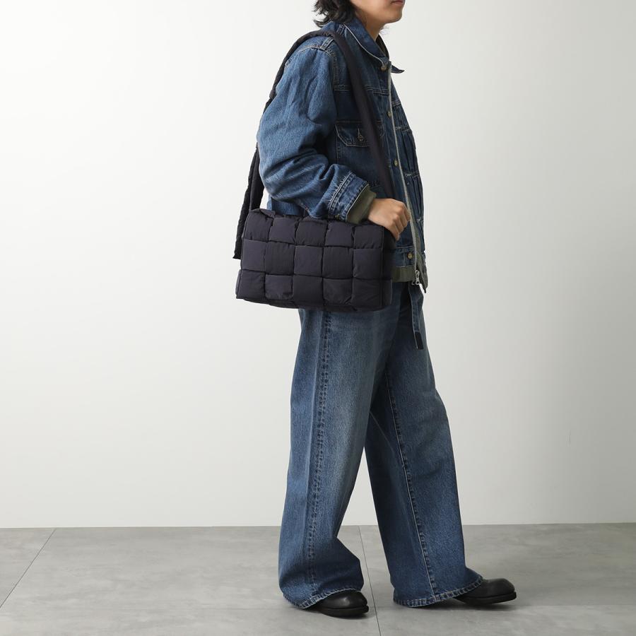 Bottega Veneta ボッテガ ヴェネタ | メンズバックパック イントレチャート バックパック で ブラック | ボッテガ・ヴェネタ JP