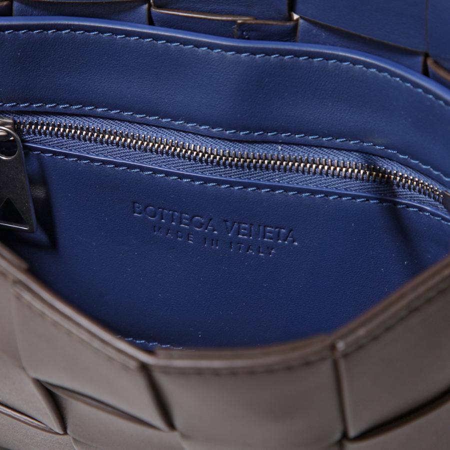 BOTTEGA VENETA（ボッテガ・ヴェネタ） ショルダーバッグ CASSETTE