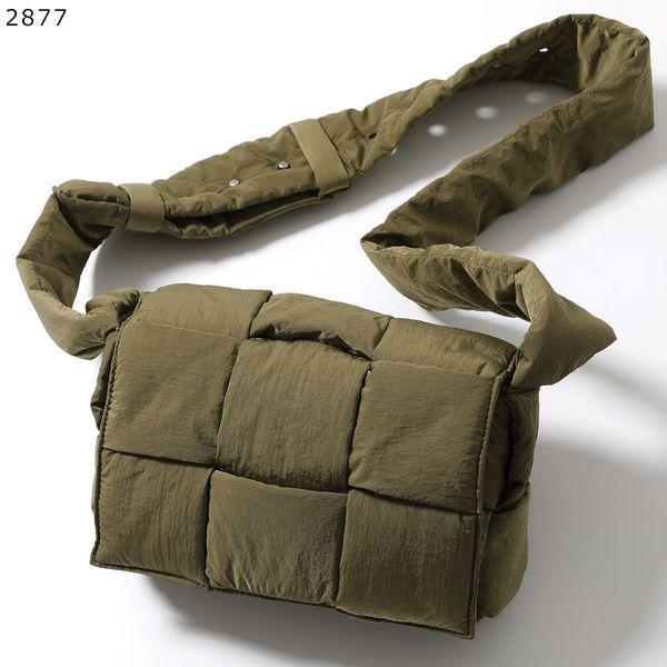 BOTTEGA VENETA パーティーバッグ　ナイロン BOTTEGA VENETA（ボッテガ・ヴェネタ） NYLON TOTE BAG ナイロントート
