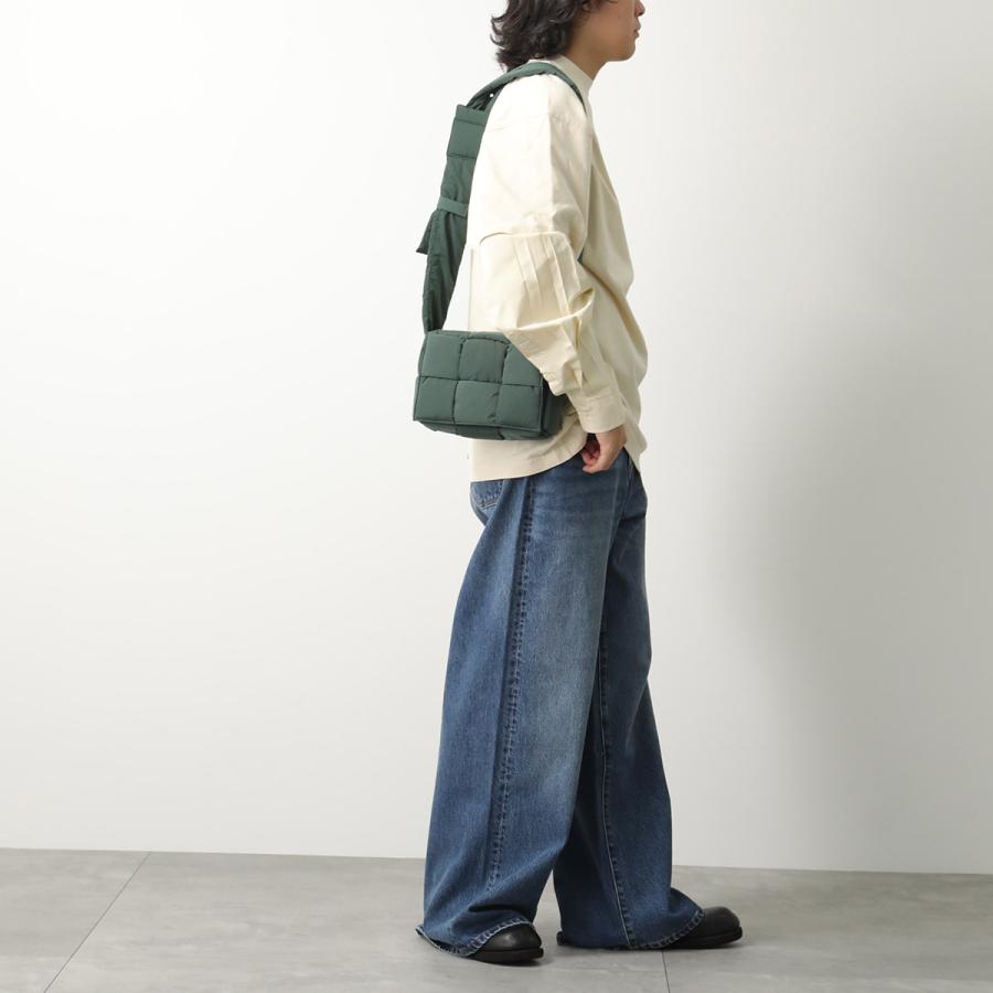 極美品◆BV ボッテガヴェネタ 大容量 ボンバー ナイロン ショルダー バッグ BOTTEGA VENETA ボッテガヴェネタ/ブランドバッグ・小物