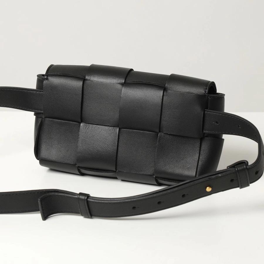 BOTTEGA VENETA（ボッテガ・ヴェネタ） ボディバッグ カセット 668572