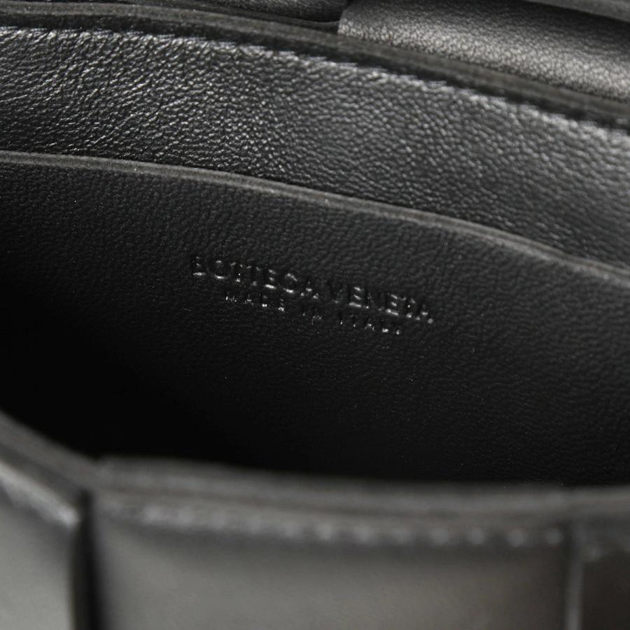 BOTTEGA VENETA（ボッテガ・ヴェネタ） ボディバッグ カセット 668572
