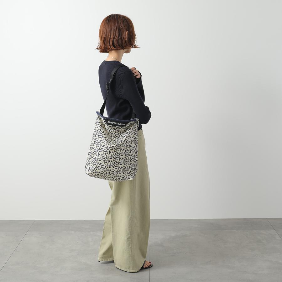marimekko（マリメッコ） ショルダーバッグ Neat Crossbody Unikko M