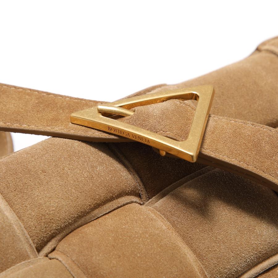 BOTTEGA VENETA（ボッテガ・ヴェネタ） ショルダーバッグ PADDED