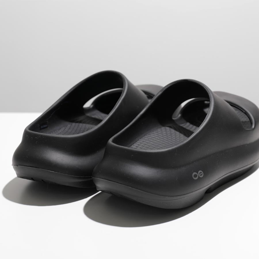 新品未使用　ウーフォス　ブラックサンダル ストラップ付き　38 OOFOS（ウーフォス） リカバリーサンダル OOYEA レディース スライド