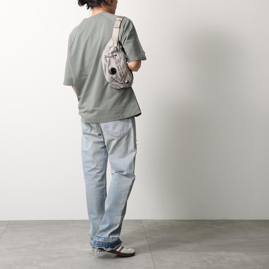 C.P. Company ボディーバッグ、ショルダーバッグ y2kグレー シーピーカンパニー C.P. COMPANY バッグ （グレー） - ファッション