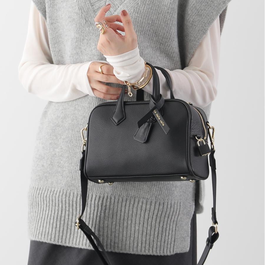 mika ブラック38 mica della valle（ミカデラヴァッレ） ショルダーバッグ Monica JAG