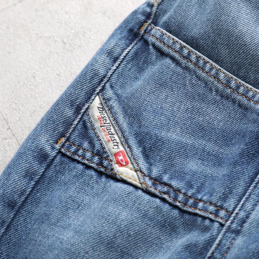 DIESEL ディーゼル ジーンズ D-AKII A12808 09M56 レディース デニムパンツ コットン フレア ノンストレッチ ウォッシュ加工 Gパン 01の画像