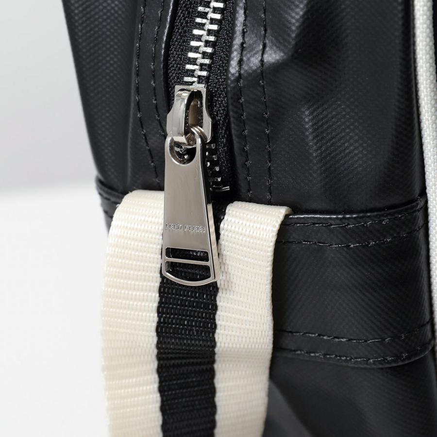 FRED PERRY（フレッドペリー） ショルダーバッグ CLASSIC SHOULDER
