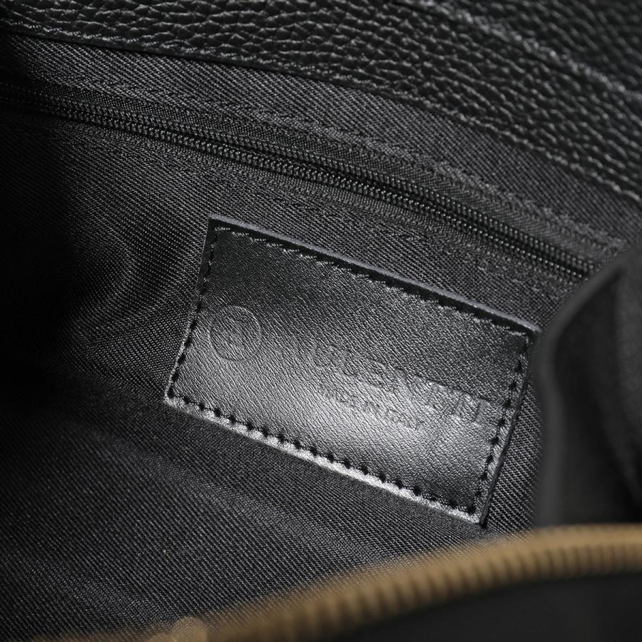 【極美品】AULENTTI　ボディバッグ　ウエストバッグ　レザー　ブラック AULENTTI（オウレンティ） ウエストポーチ ウエストバッグ 「AULENTTI