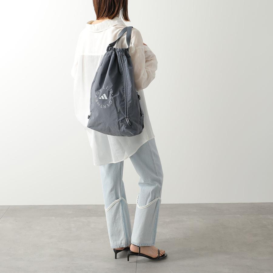 ステラマッカートニー　シルバーのランニングリュック Stella McCartney（ステラ・マッカートニー） adidas by STELLA