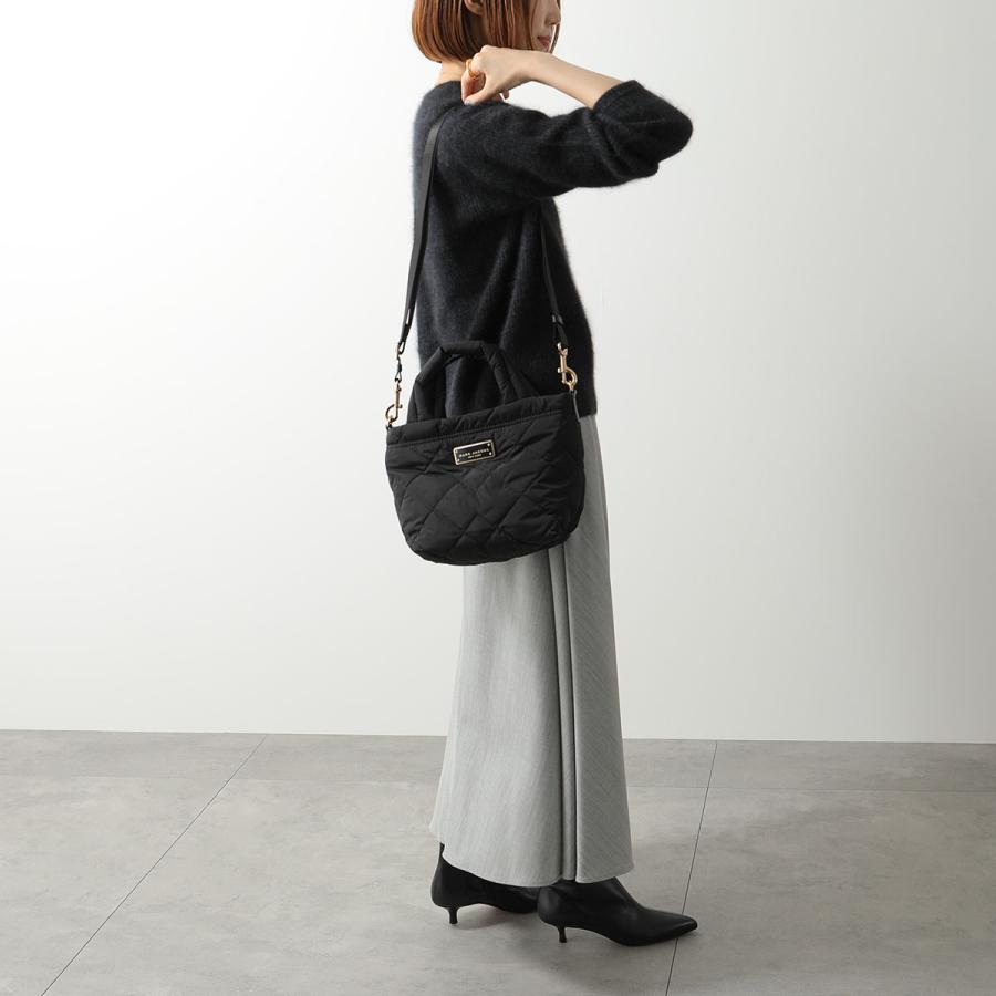 美品　MARCJACOBSパフィーダイヤモンドキルティングJマークハンドバッグ 美品 MARCJACOBSパフィーダイヤモンドキルティングJマークハンドバッグ