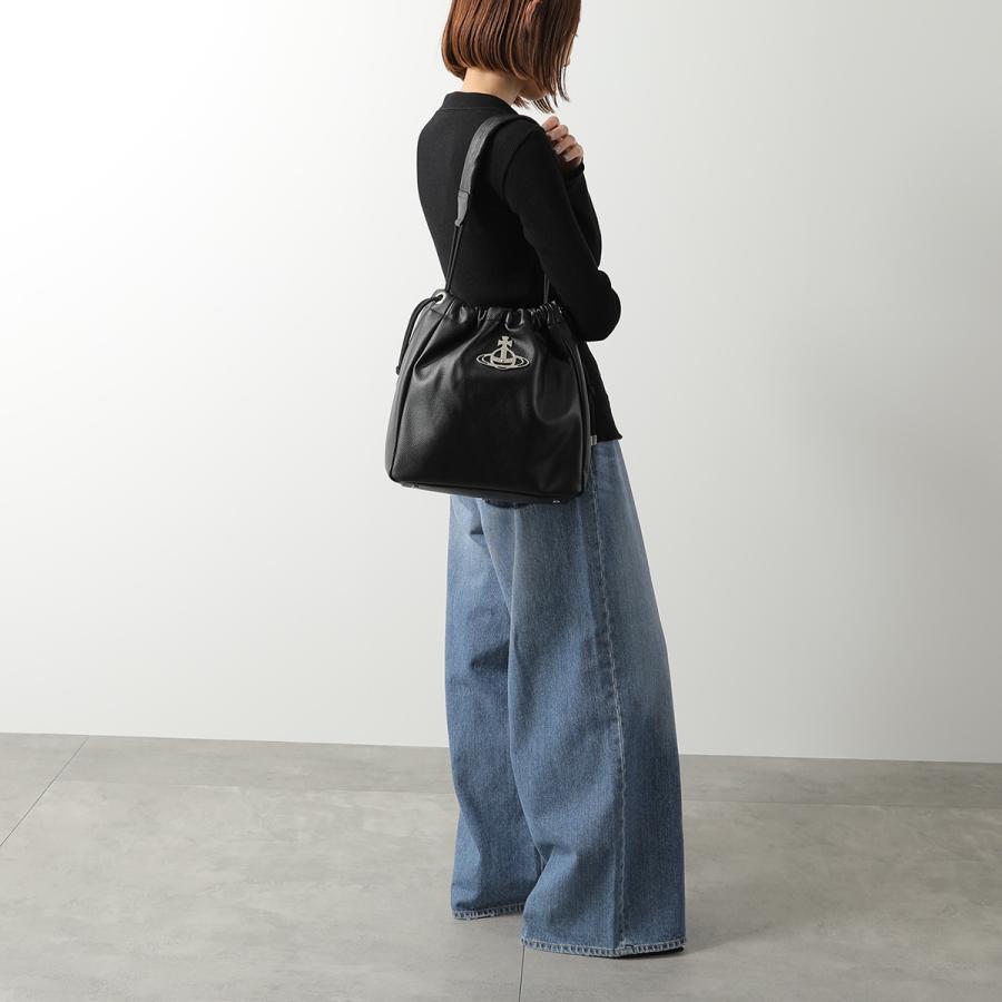 Vivienne Westwood（ヴィヴィアンウエストウッド） バケットバッグ