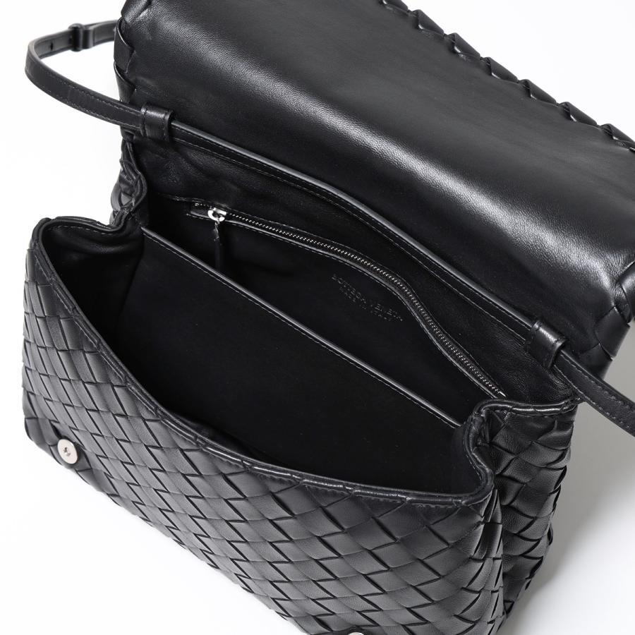 Bottega Veneta/ボッテガヴェネタ/ブラック/レザーボディバッグ BOTTEGA VENETA（ボッテガ・ヴェネタ） ボディバッグ 755569 V1EC3