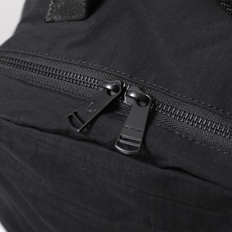 FRED PERRY（フレッドペリー） バックパック Nylon Badge Backpack