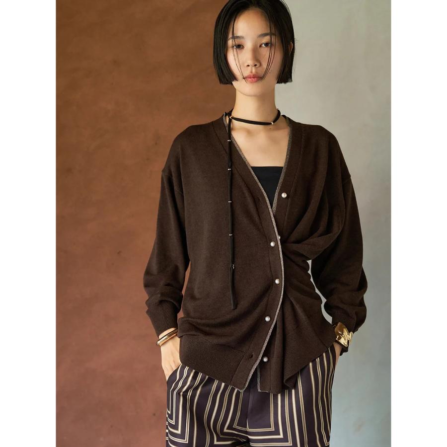 SHANTII カーディガン　ブラウン CHIGNON シニヨン カーディガン 9854-078JR レディース Vネック パール