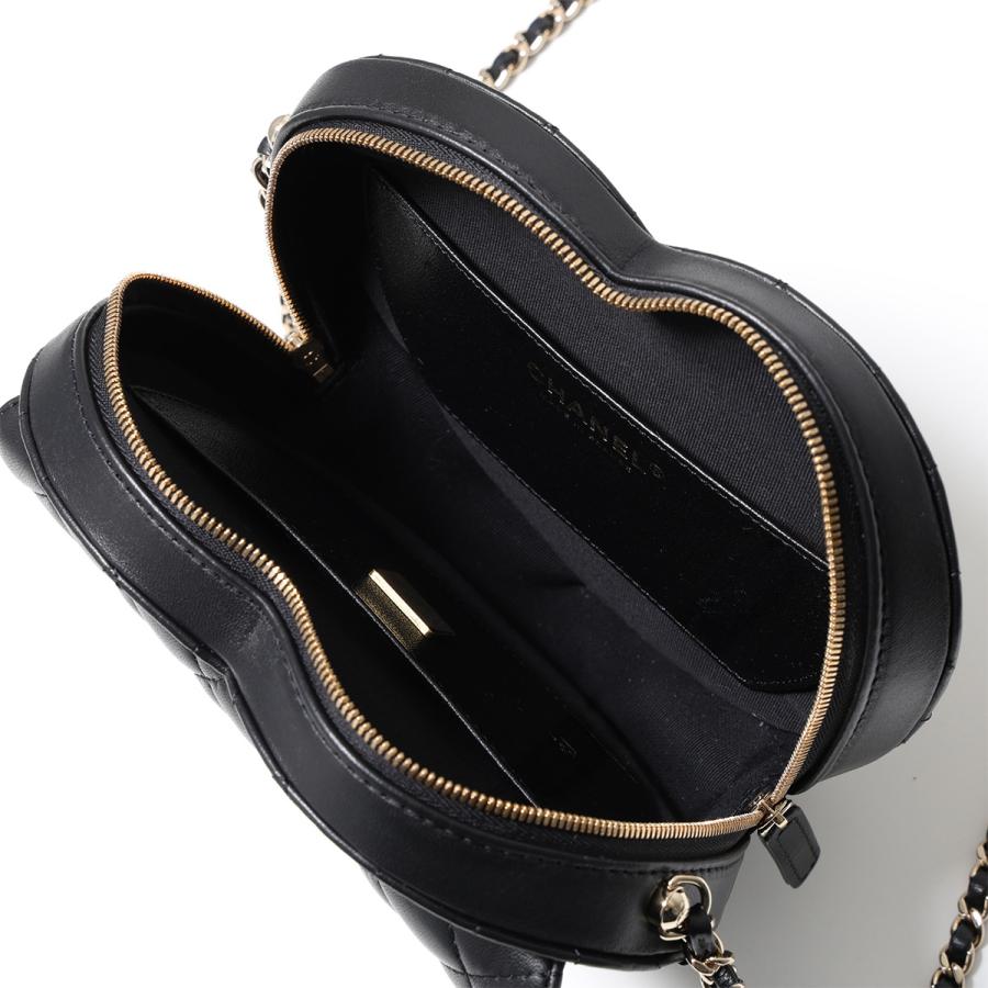CHANEL シャネル ショルダーバッグ MATELASSE マトラッセ ハート